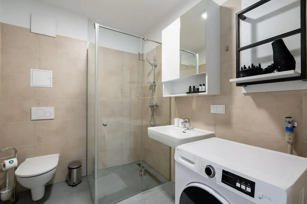Elegant 1Br Flat With Balcony By Hm Apartment Vienna 0*,  Austria